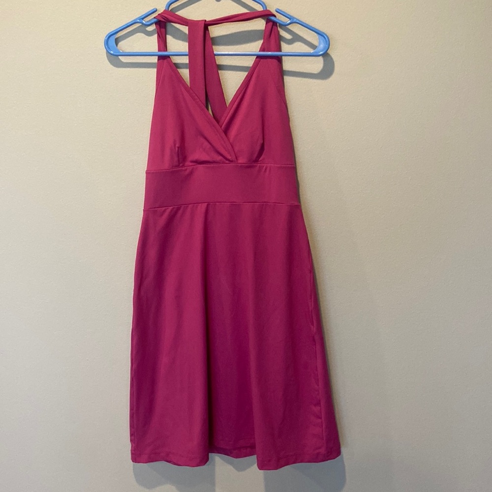 Merrell Opti-wick( UPF 50 dress Sz small. NWOT